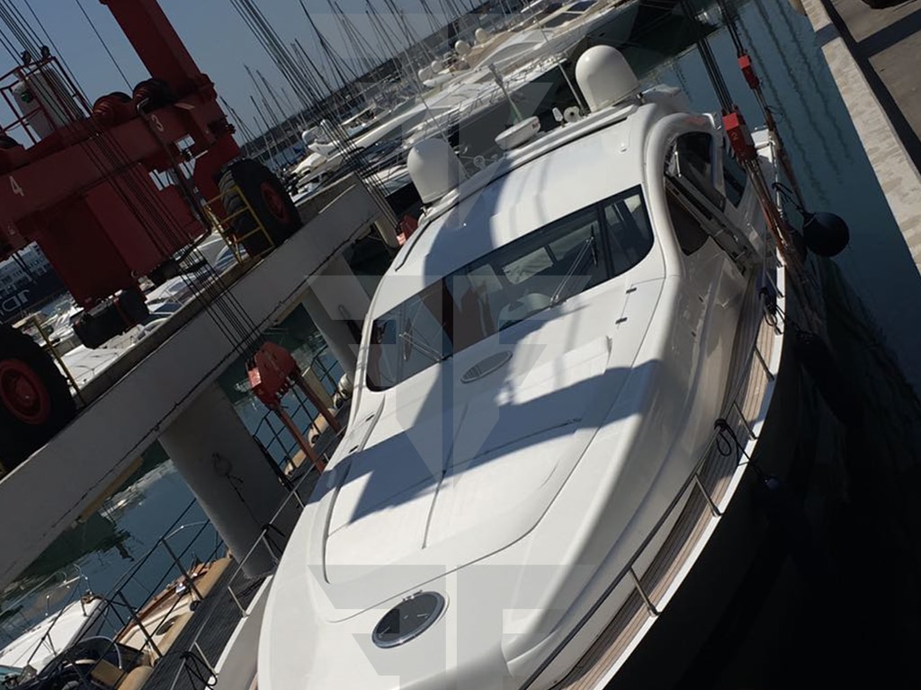 76 Pershing yacht in vendita